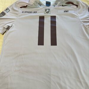 Nike Cream and Brown Performance Jersey